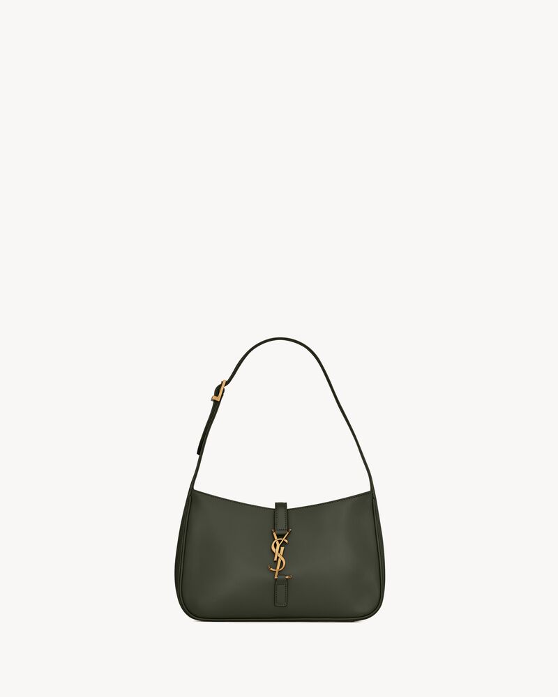 Hobo bag in smooth leather Clearance