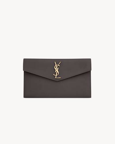 uptown pouch in grain de poudre embossed leather
