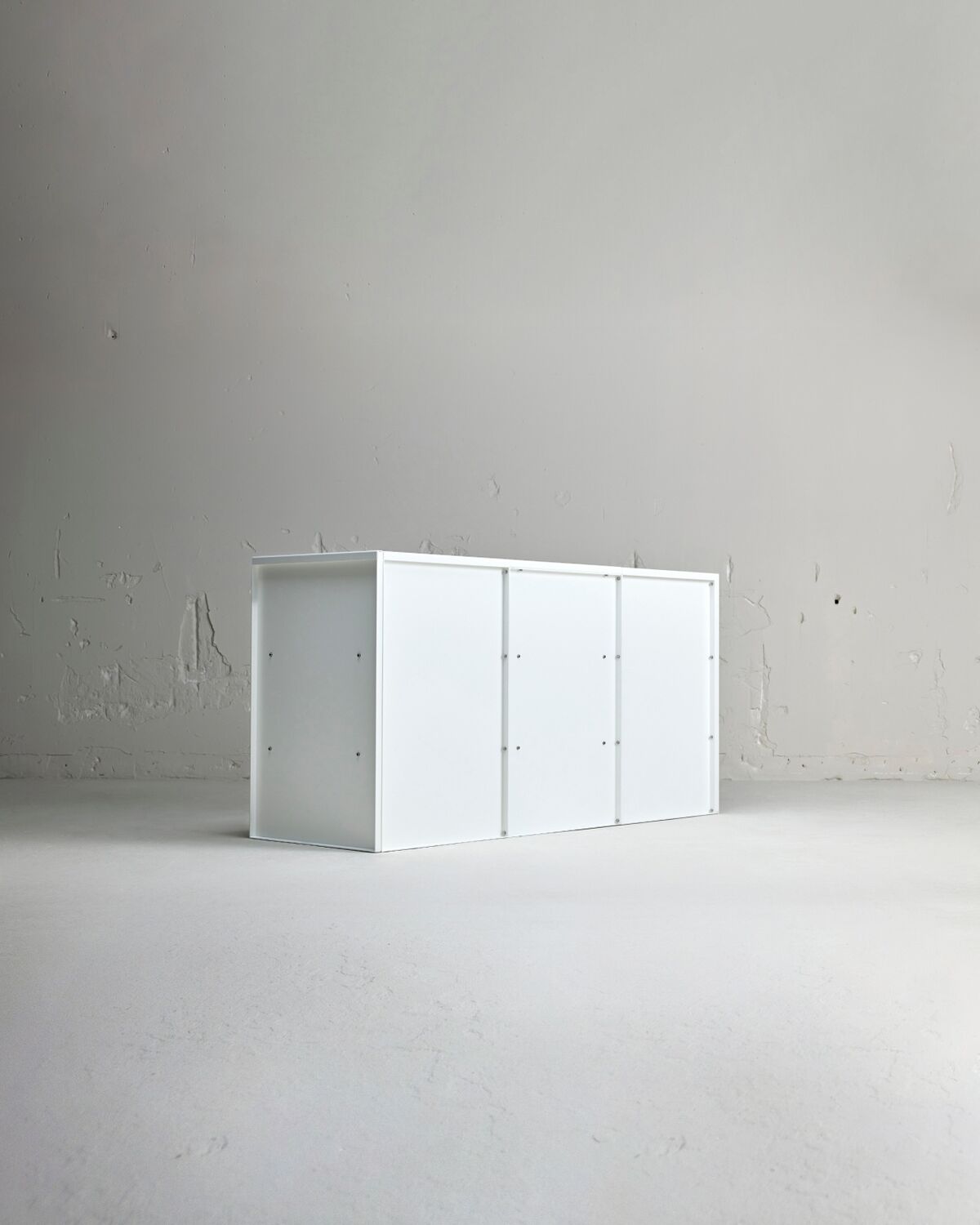 Donald Judd > Story 5 > visual