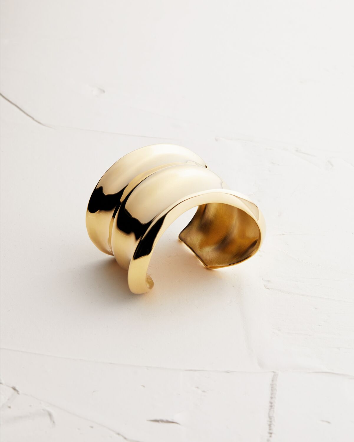 bamboo cuff in 18K yellow gold