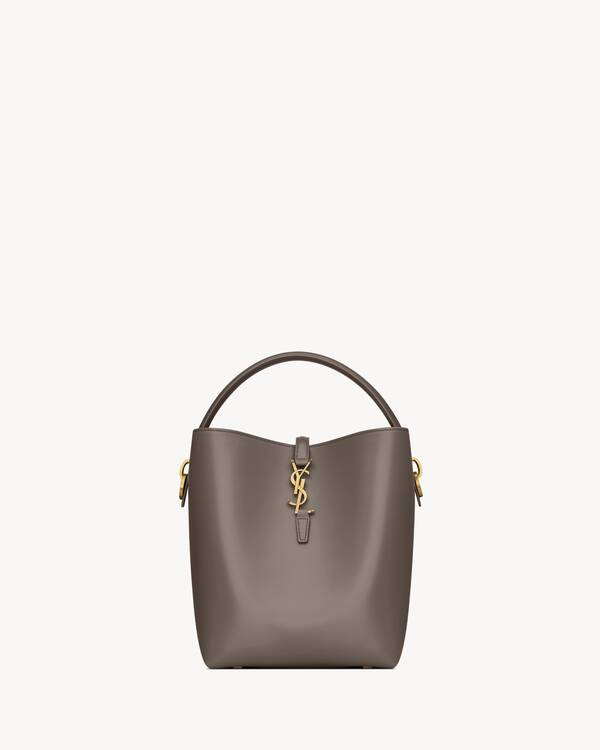 Le 37 en cuir brillant