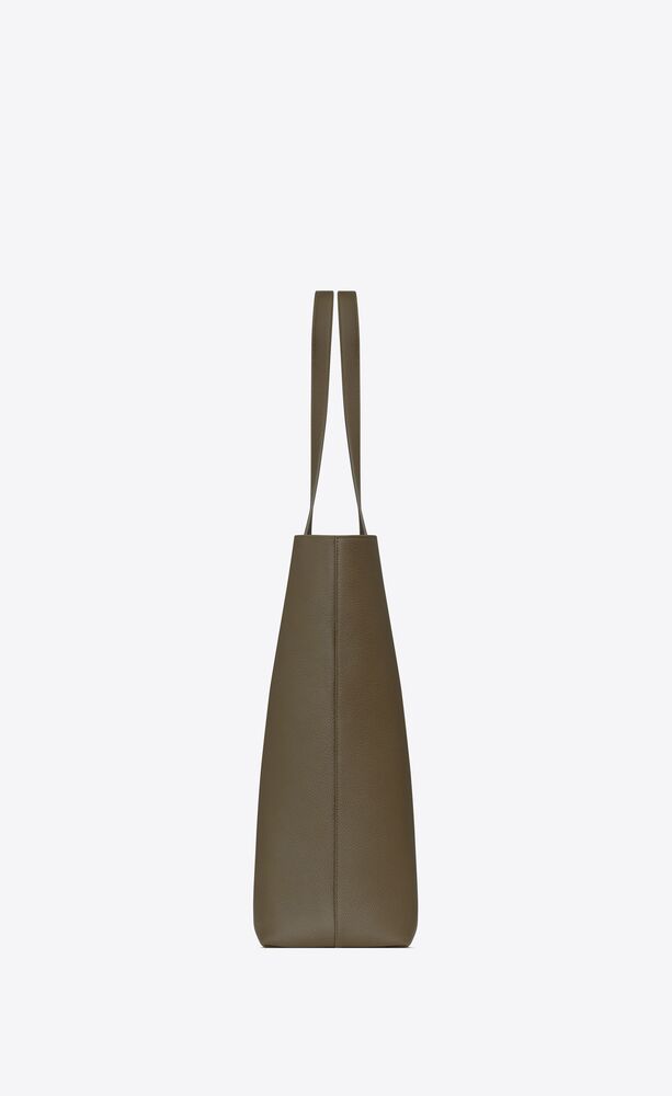 Bea tote in grained leather, Saint Laurent
