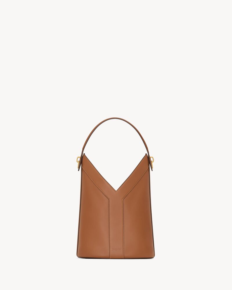 Y top-handle bucket in leather