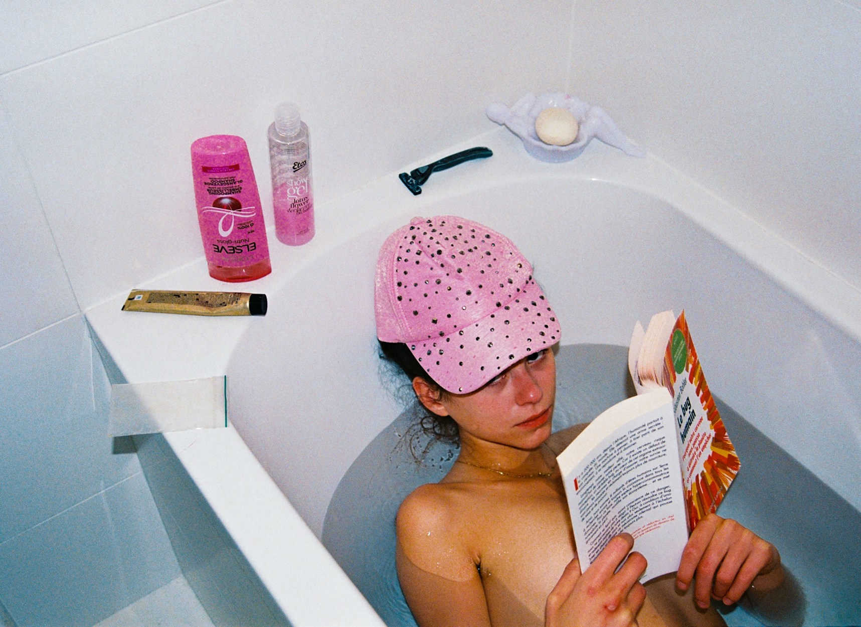 SL Editions > Fanzine > Lucie Cherqui > Slider > Visual 32 > image