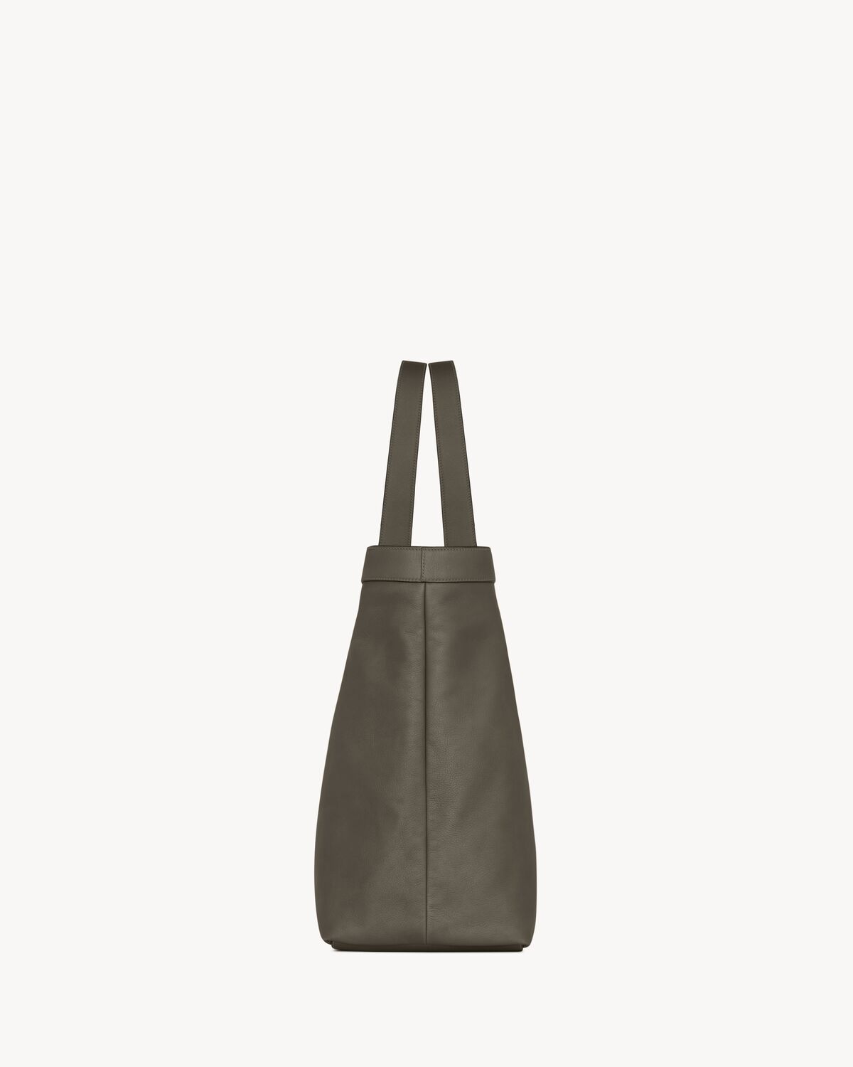 y giant tote in smooth leather