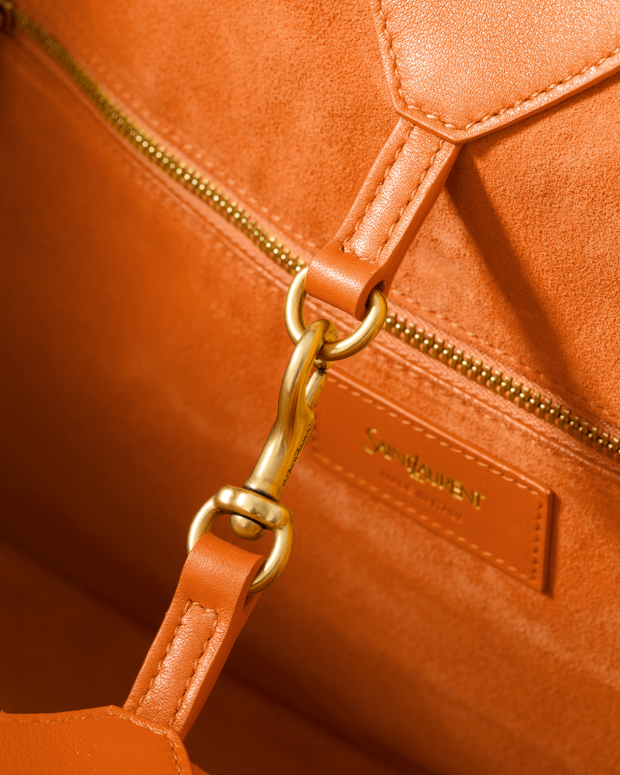 Y tote in leather