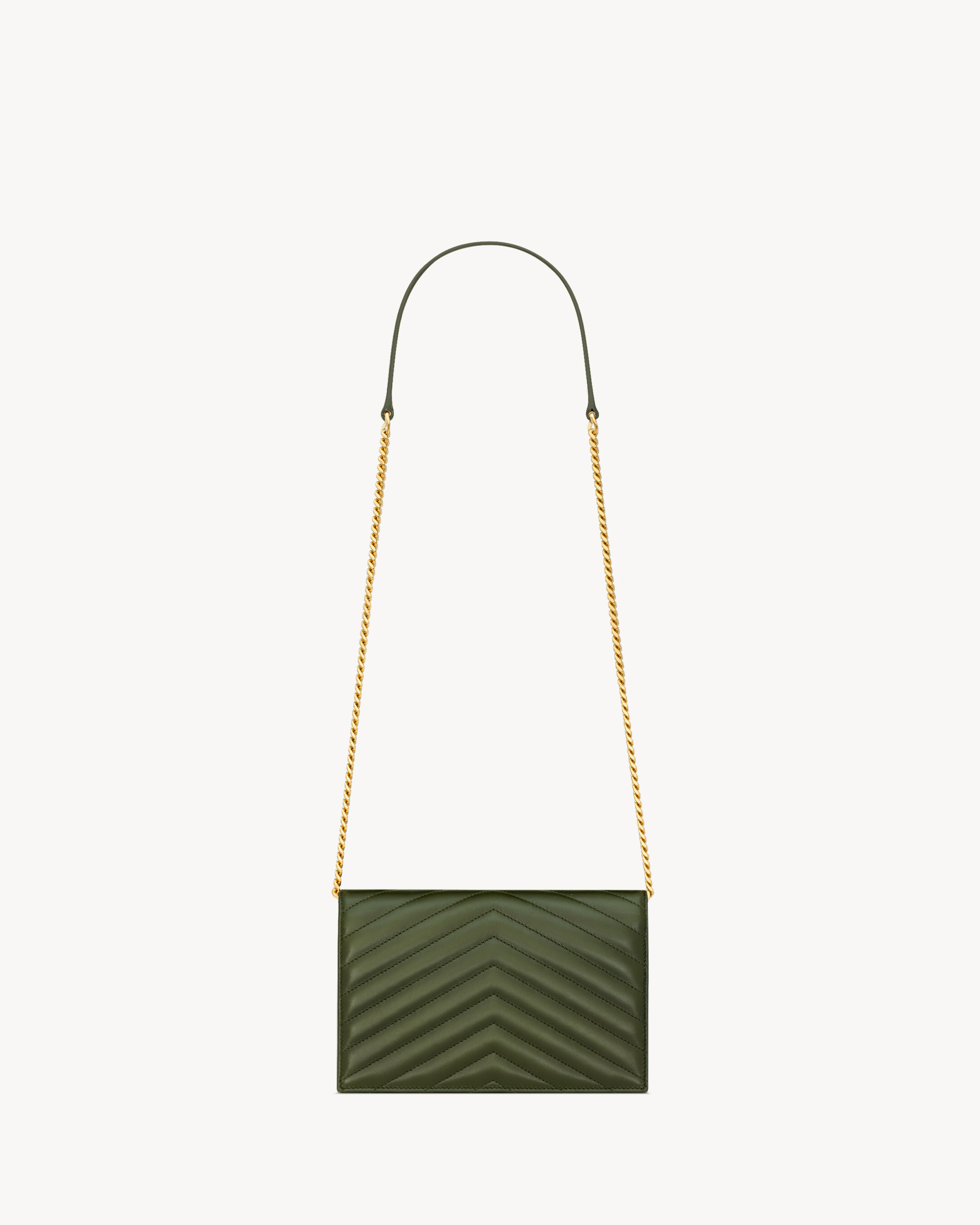 CASSANDRE envelope chain wallet in lambskin