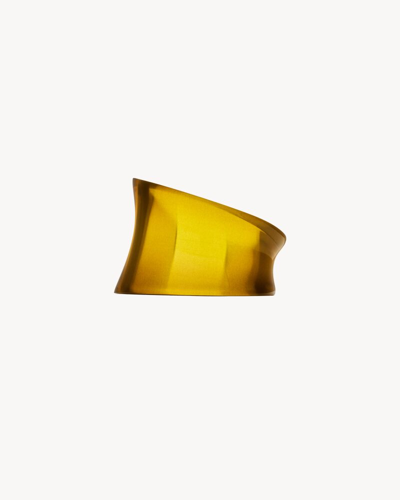 asymmetrical cuff in resin