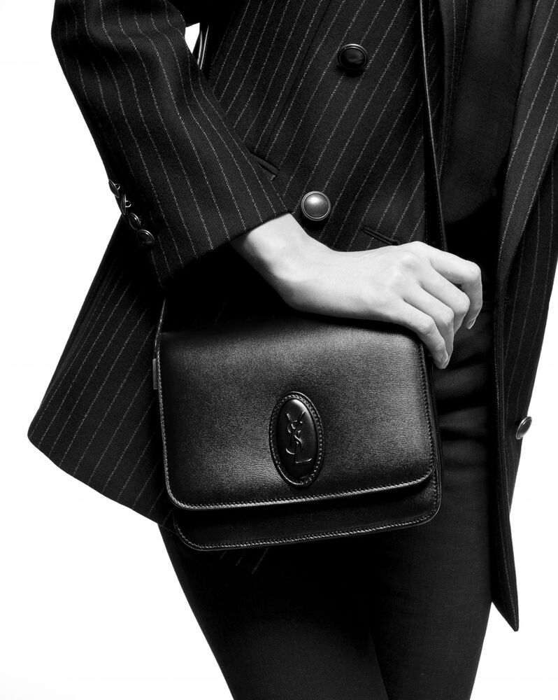 LE 61 Small saddle bag in smooth leather | Saint Laurent | YSL.com