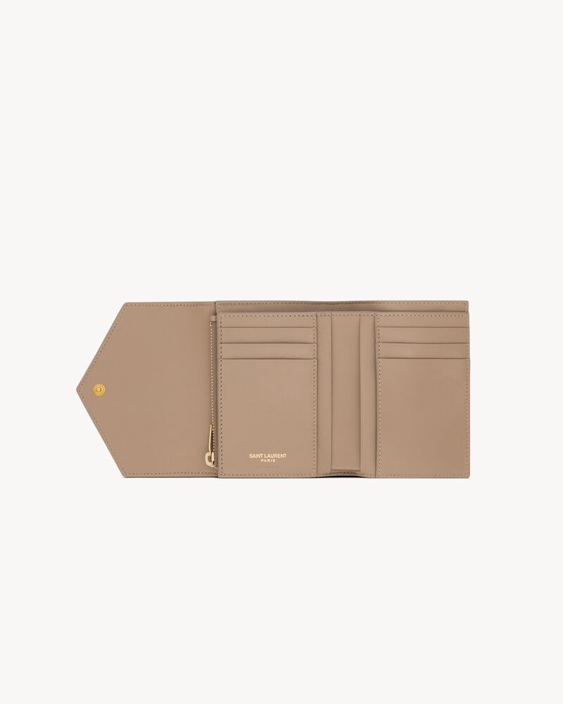 CASSANDRE PORTEFEUILLE COMPACT EN CUIR d'agneau