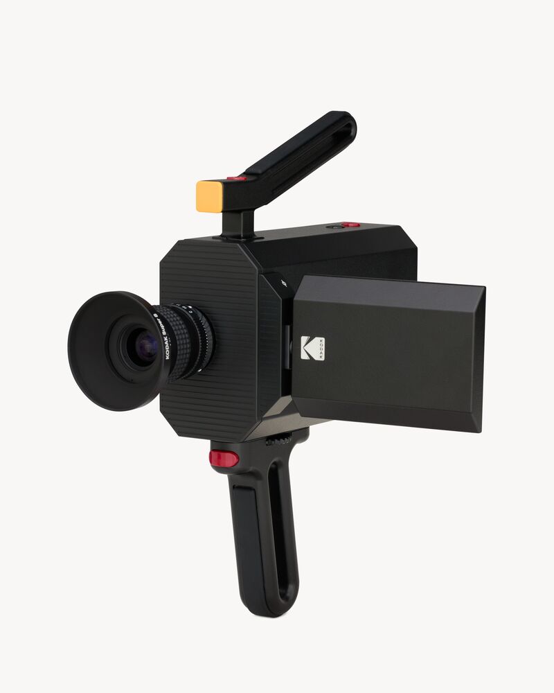 Super 8 Kodak M4 ムービーカメラ　(動作未確認) コダック コダック・スーパー8カメラ復活 － 当初価格の10倍以上、ついに