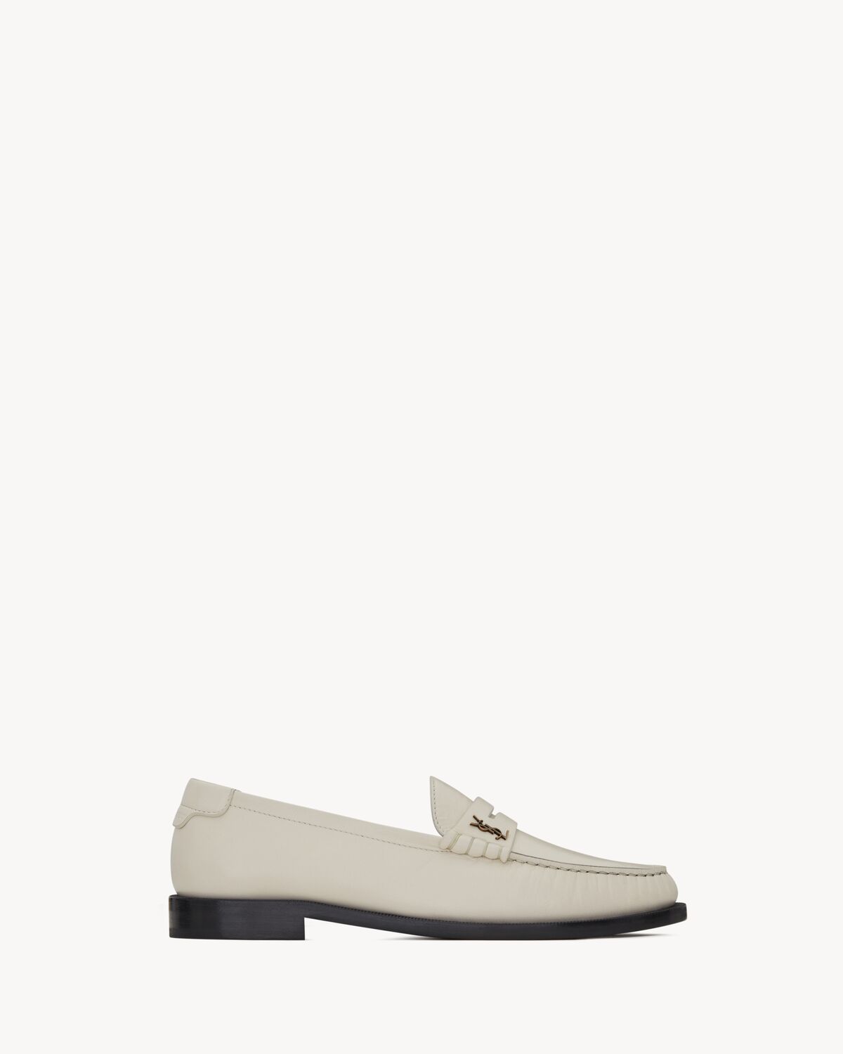 le loafer monogram penny slippers in smooth leather