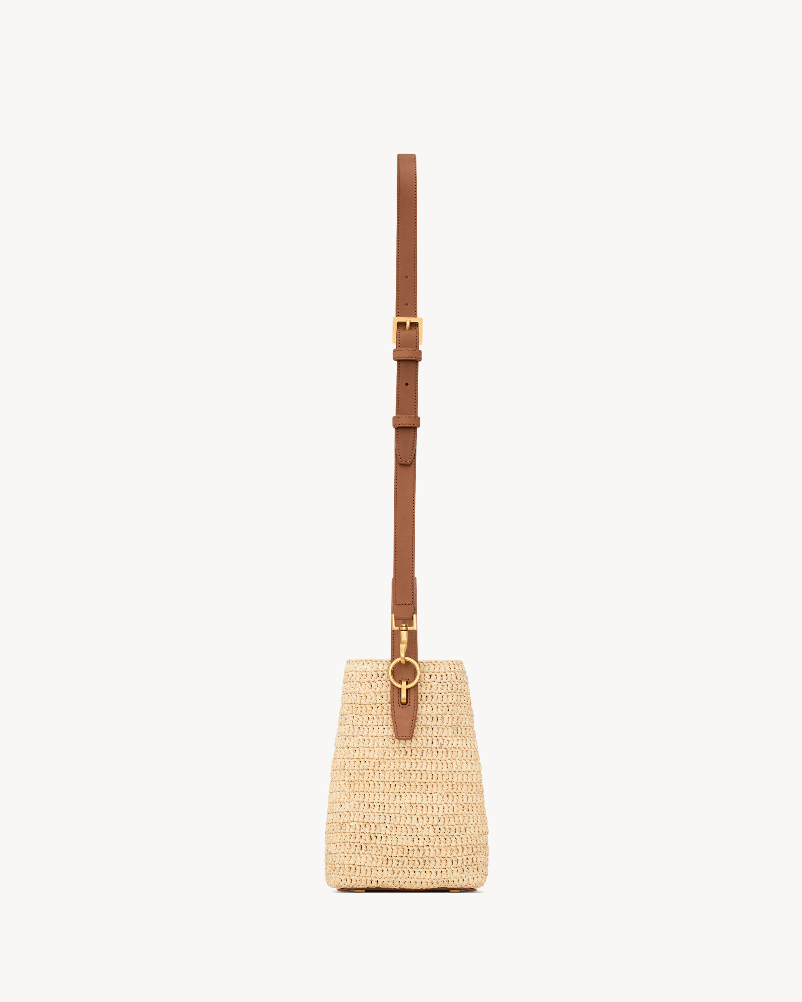 LE 37 small in raffia