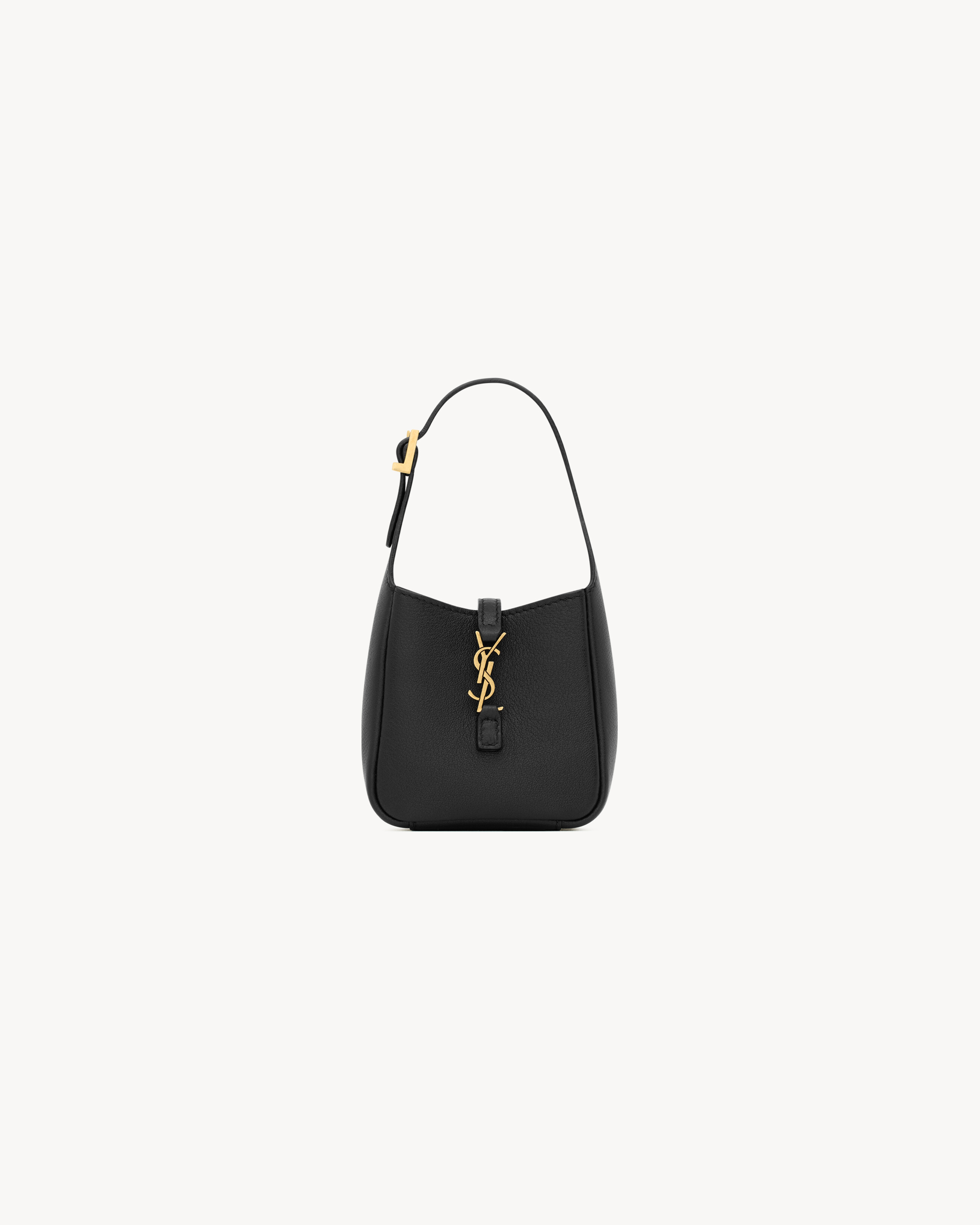 LE 5 À 7 supple micro in grained leather