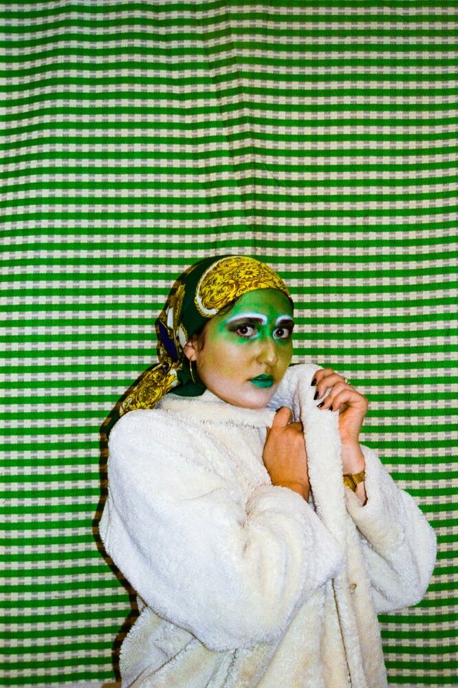 SL Editions > Fanzine > Lucie Cherqui > Slider > Visual 2