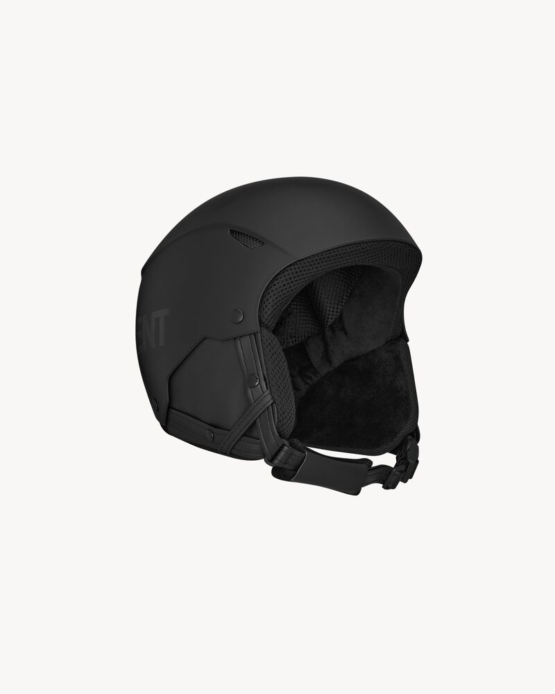 SKI HELMET