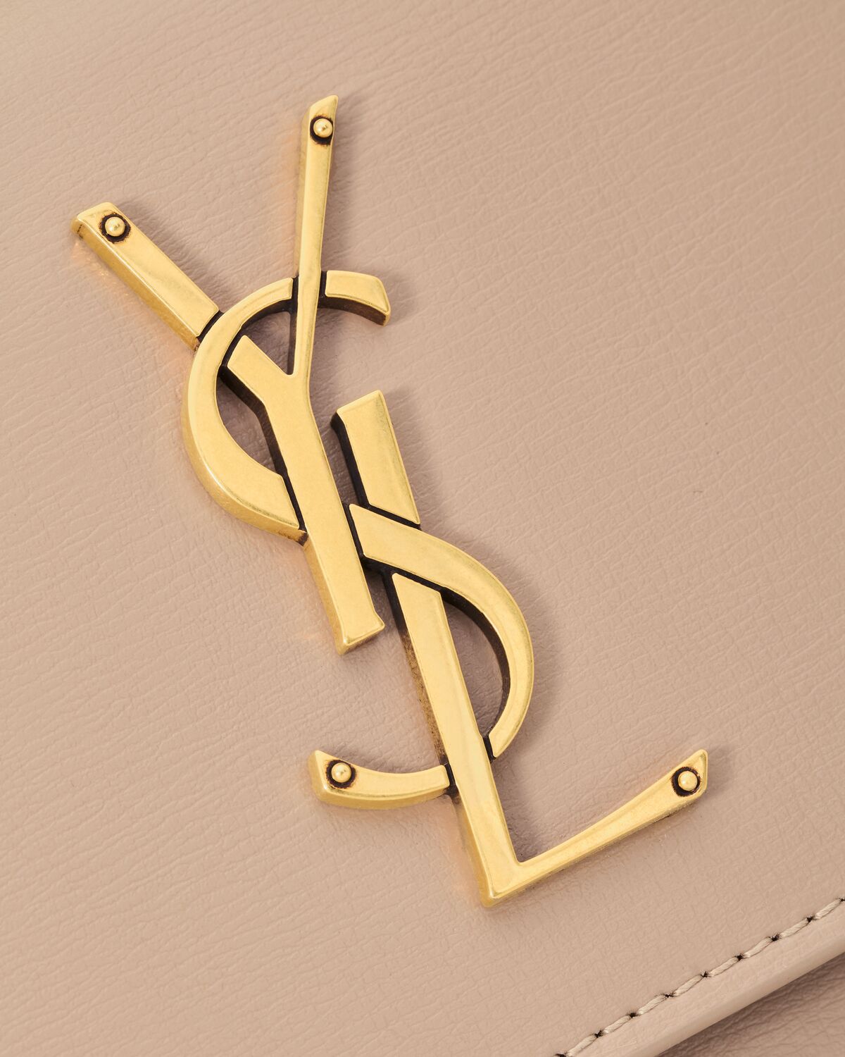 생로랑 부드러운 가죽 소재의 선셋 미디엄 백 442906D420W2721