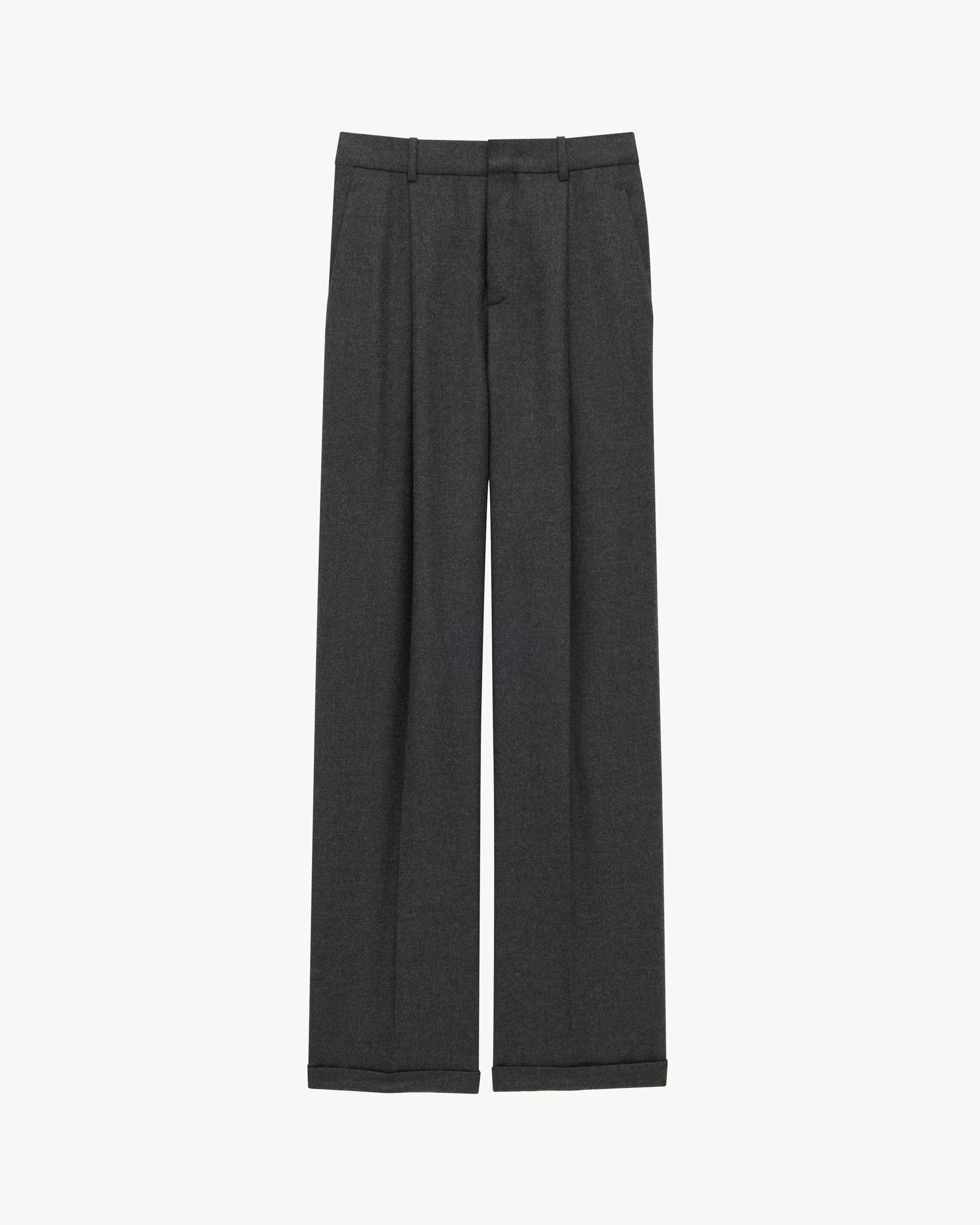 calça estilo anos 90 em cashmere