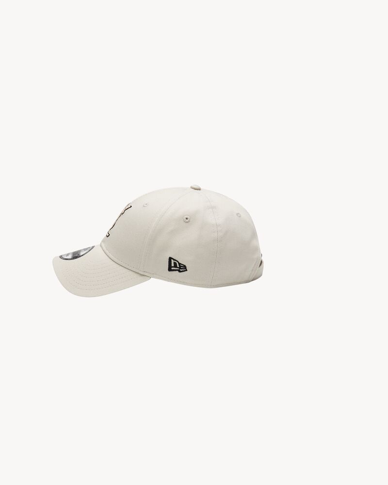 SAINT LAURENT × NEW ERA キャップ エクリュ