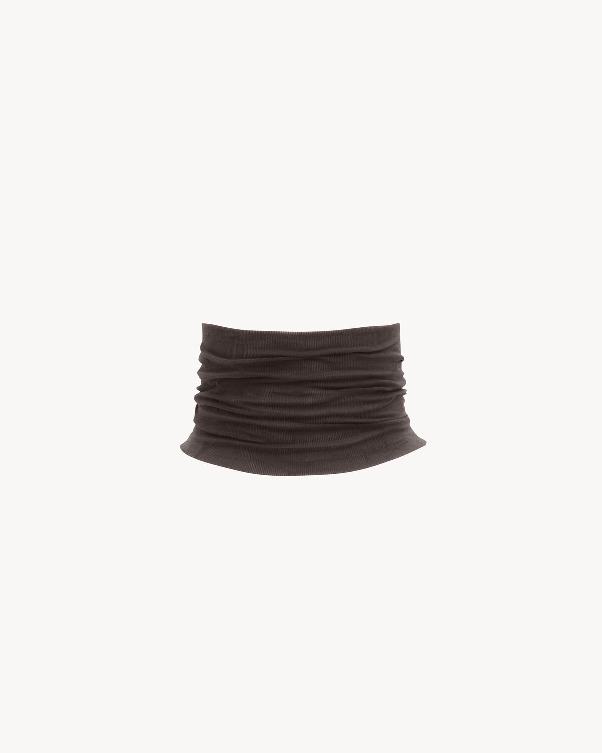 Gorro, cinta para el cabello y gargantilla de crepé de viscosa