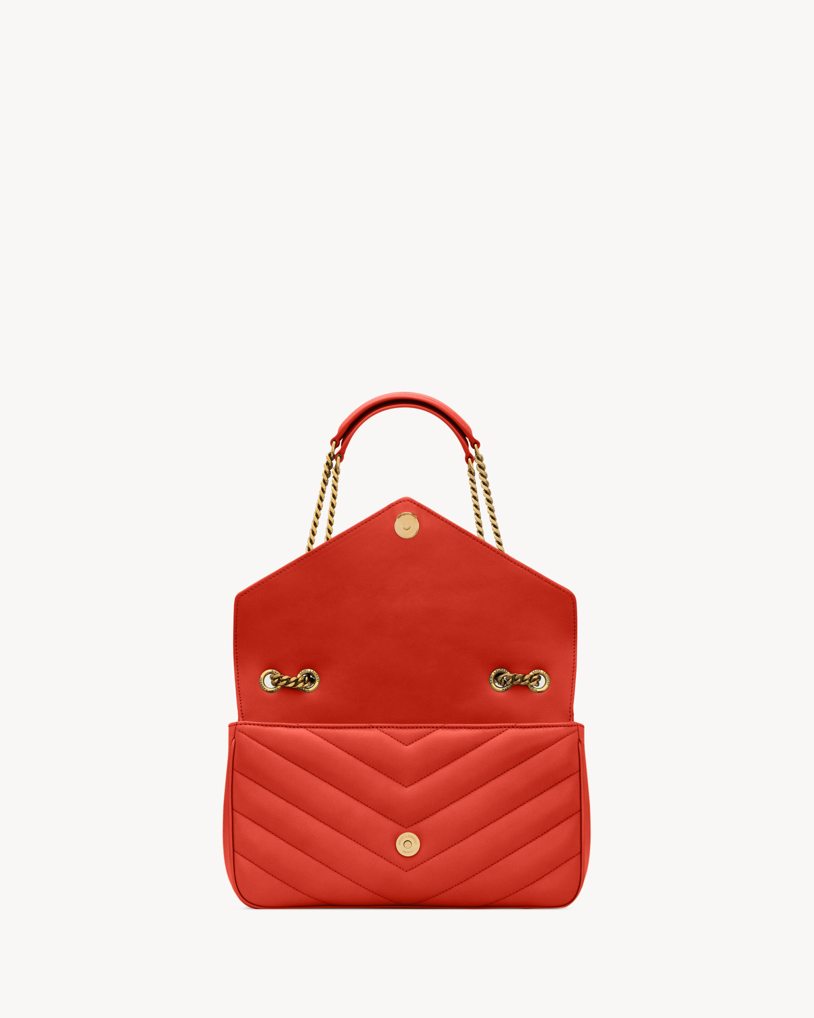 LOULOU medium in MATELASSÉ lambskin