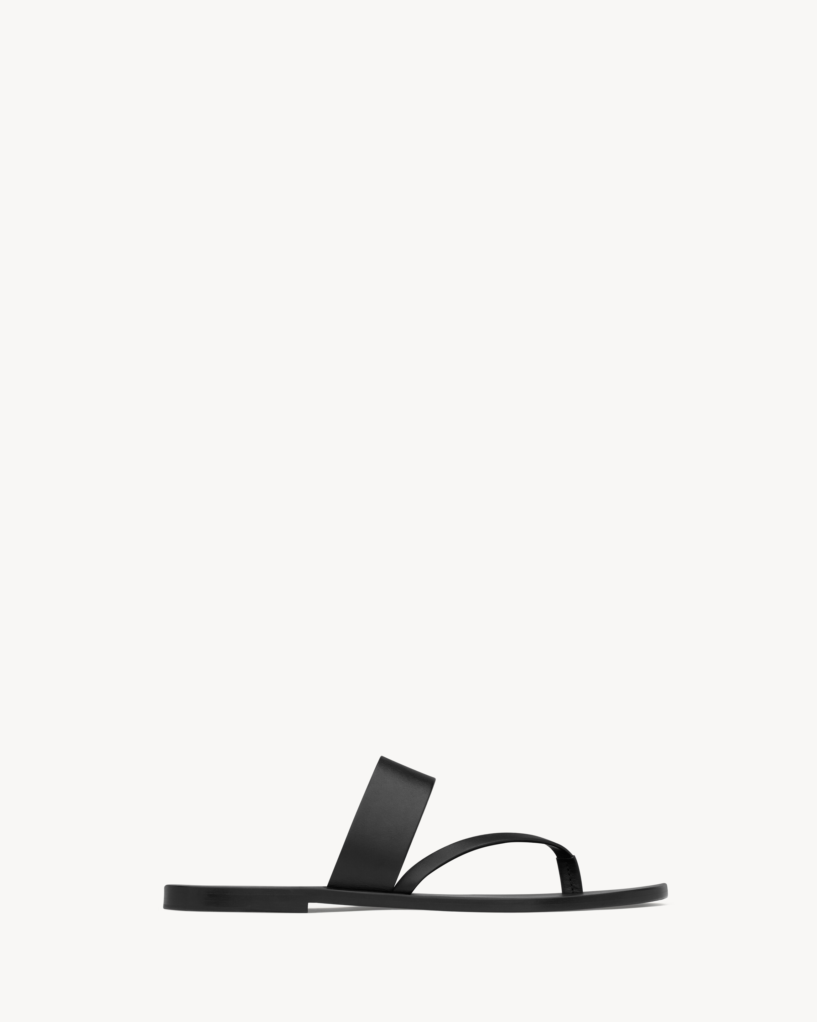 MILO slides in smooth leather