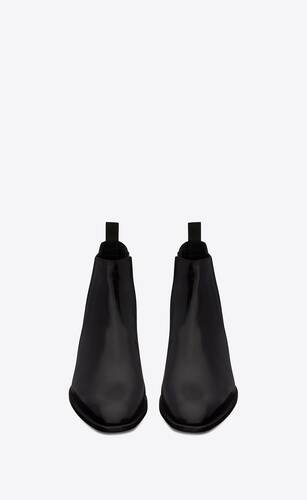 Wyatt chelsea boots in smooth leather | Saint Laurent | YSL.com