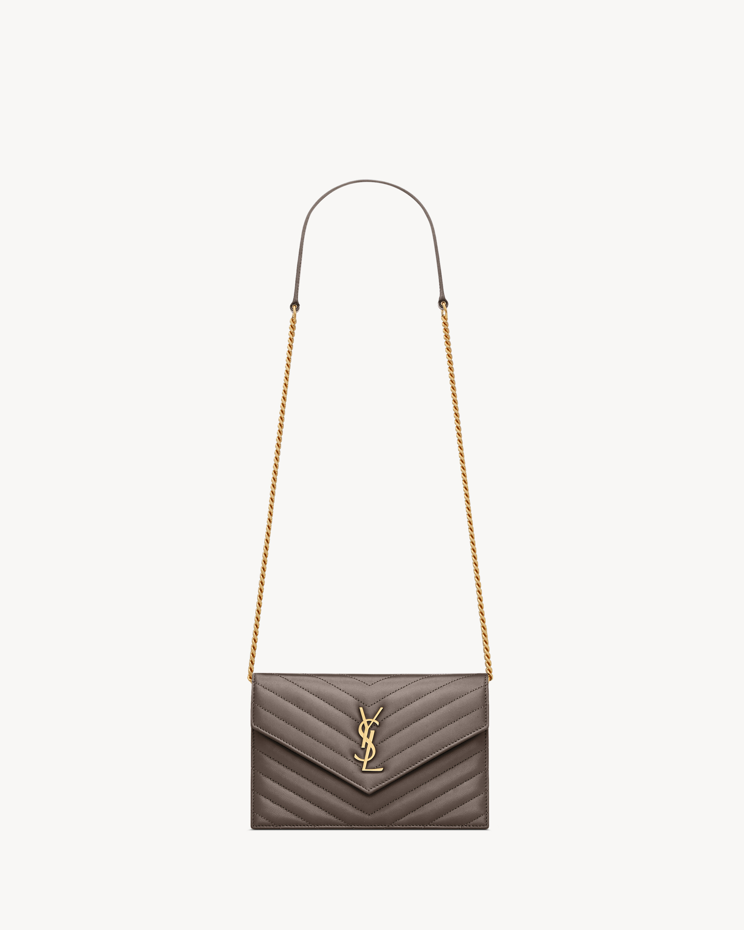 CASSANDRE envelope chain wallet in lambskin