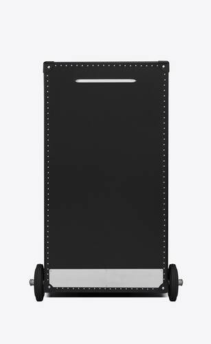 globe trotter saddle trunk in wood