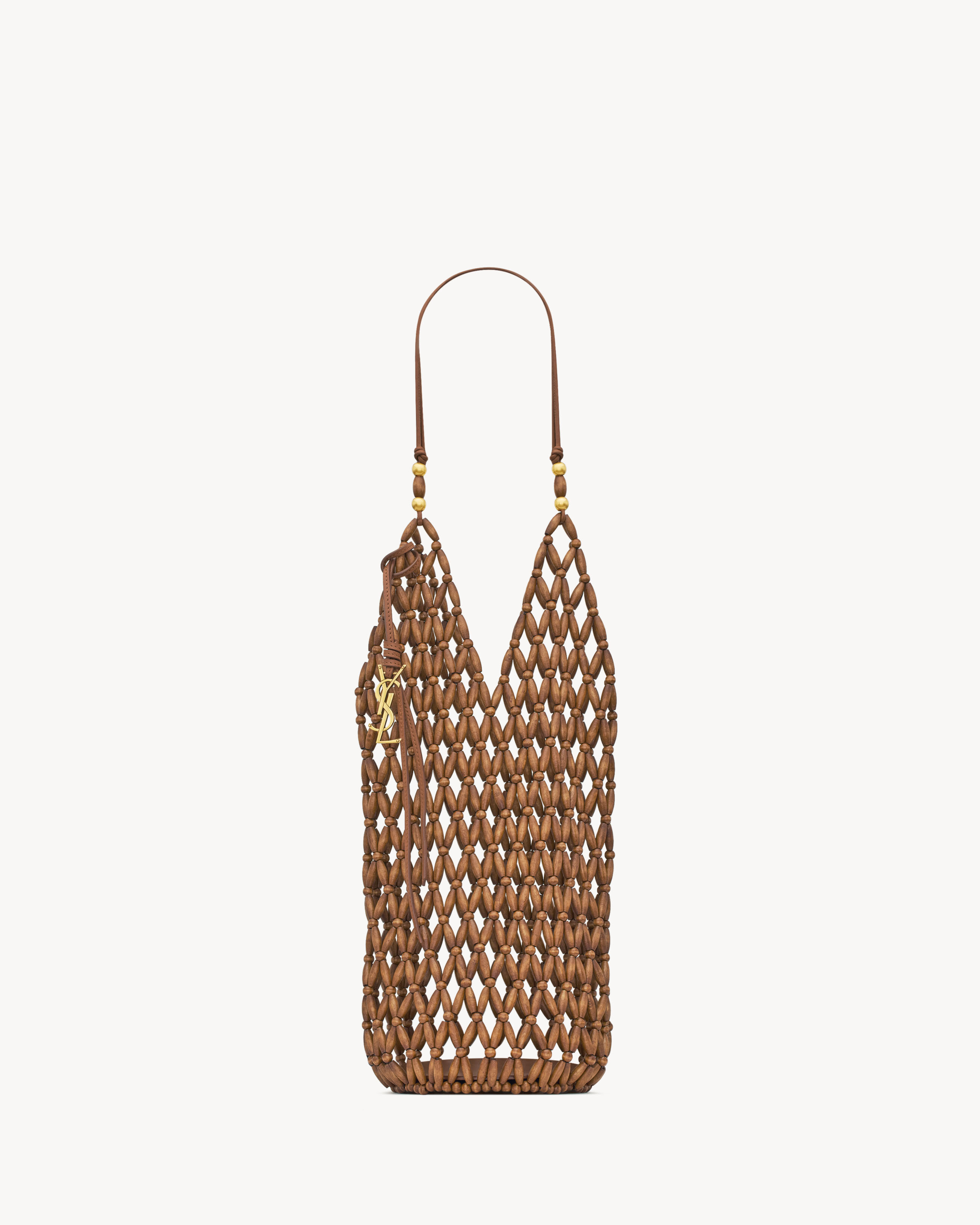 supple bucket in wood beads