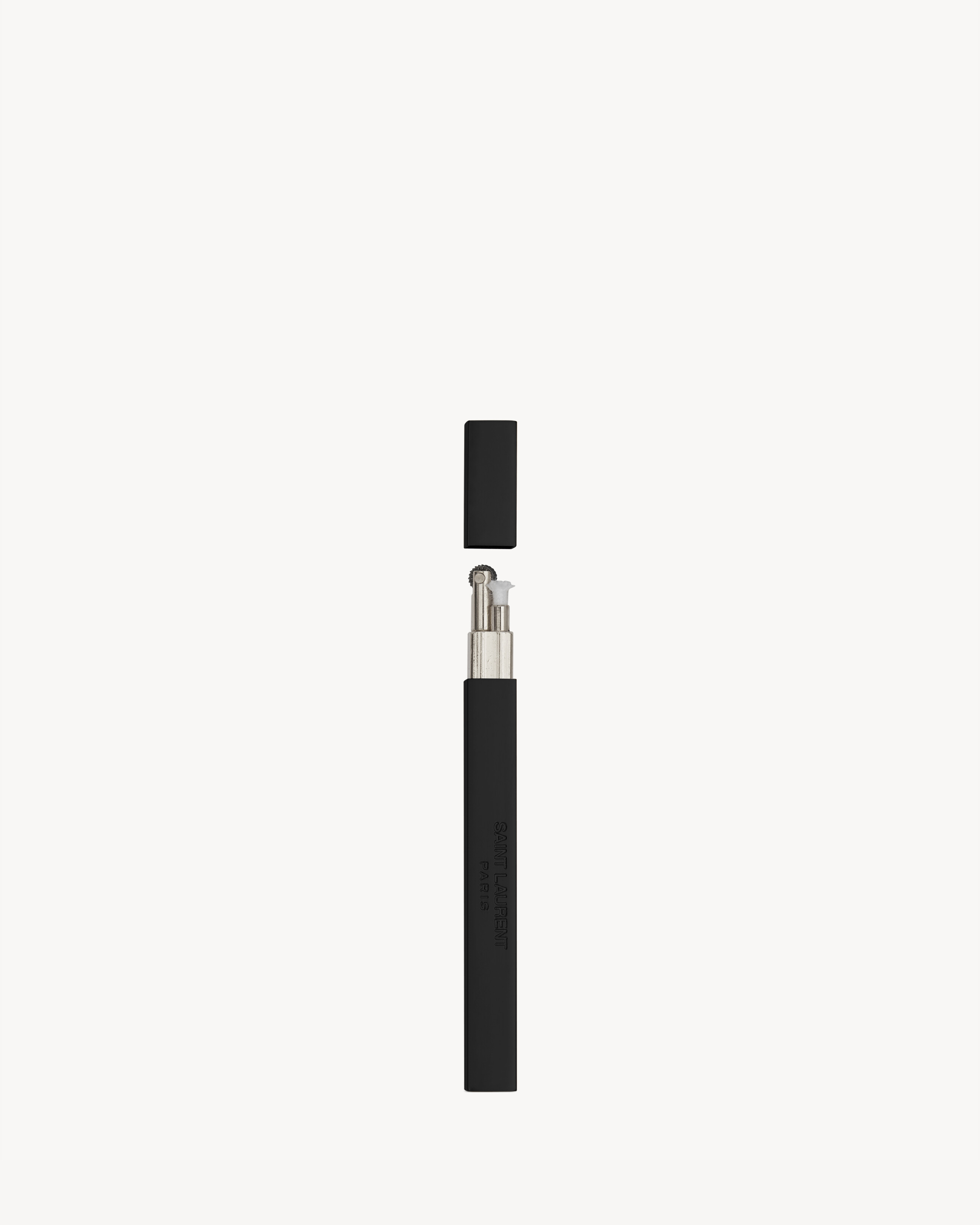 Tsubota Pearl Lighter