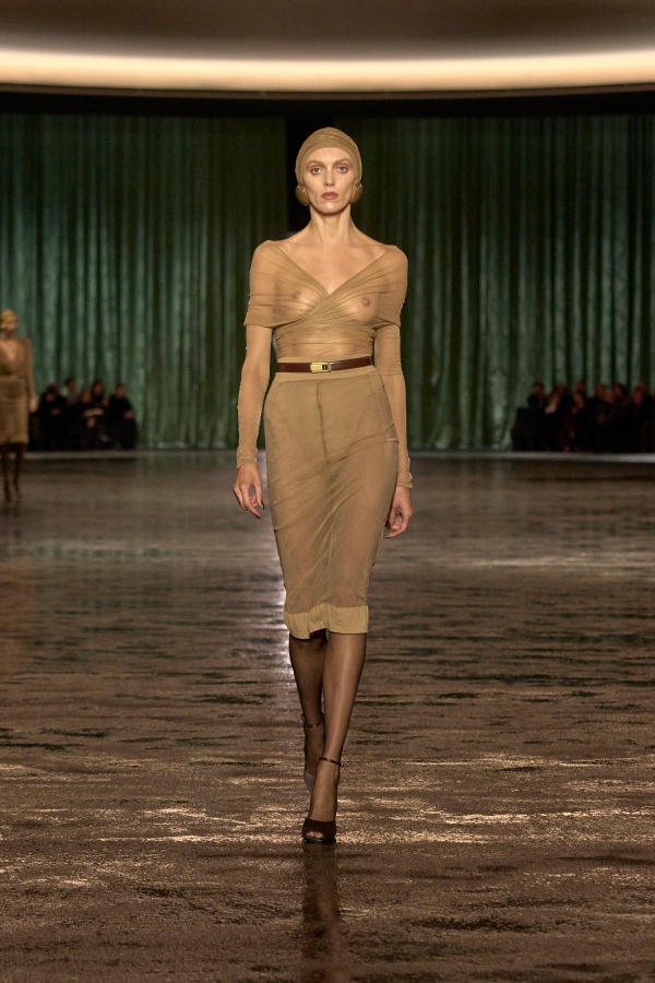 WW24 > Look 37