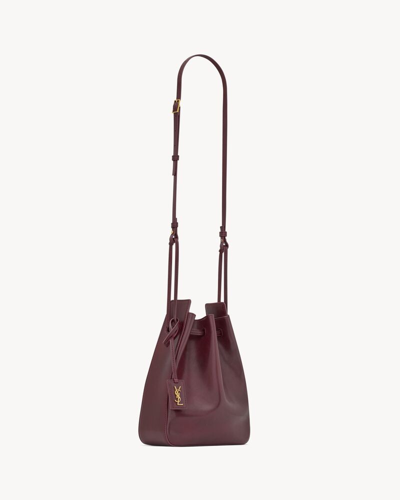 bucket bag in leather