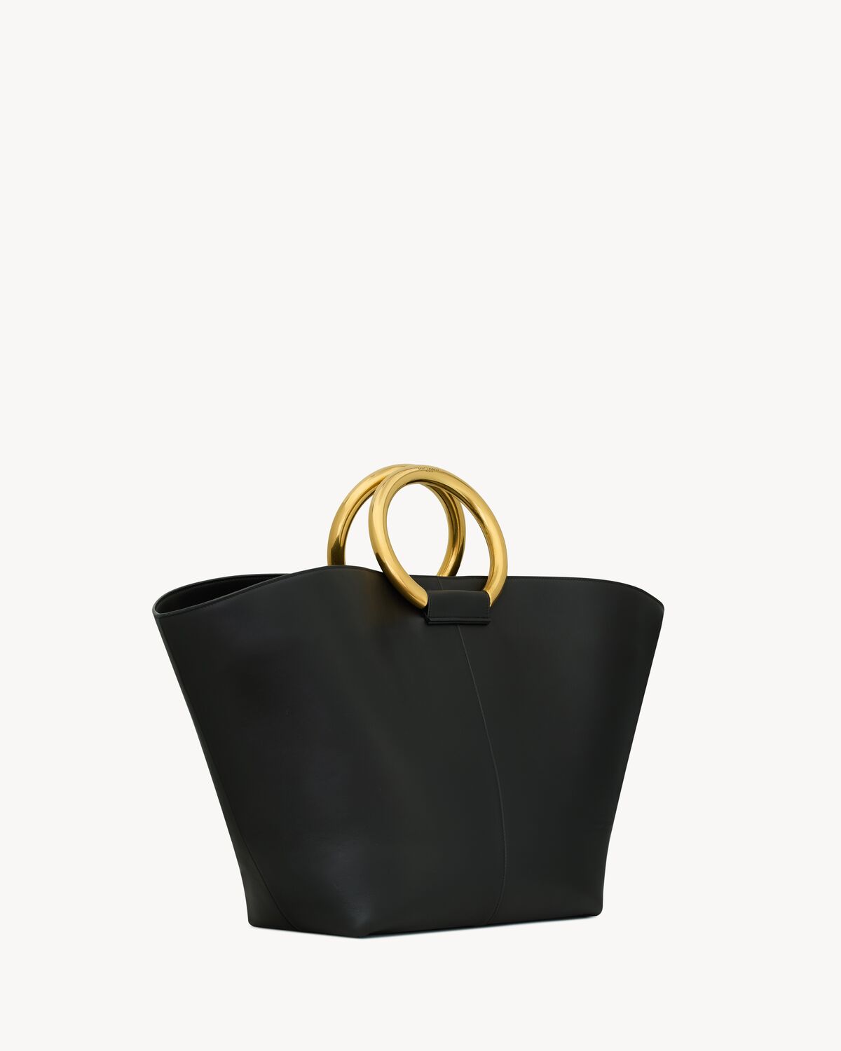 Maxi tote in smooth leather