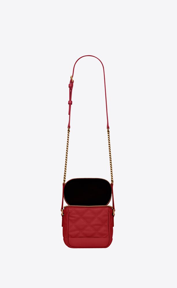 Vintage Red Chain Embossed Crossbody Sling Bag Medium 1980s