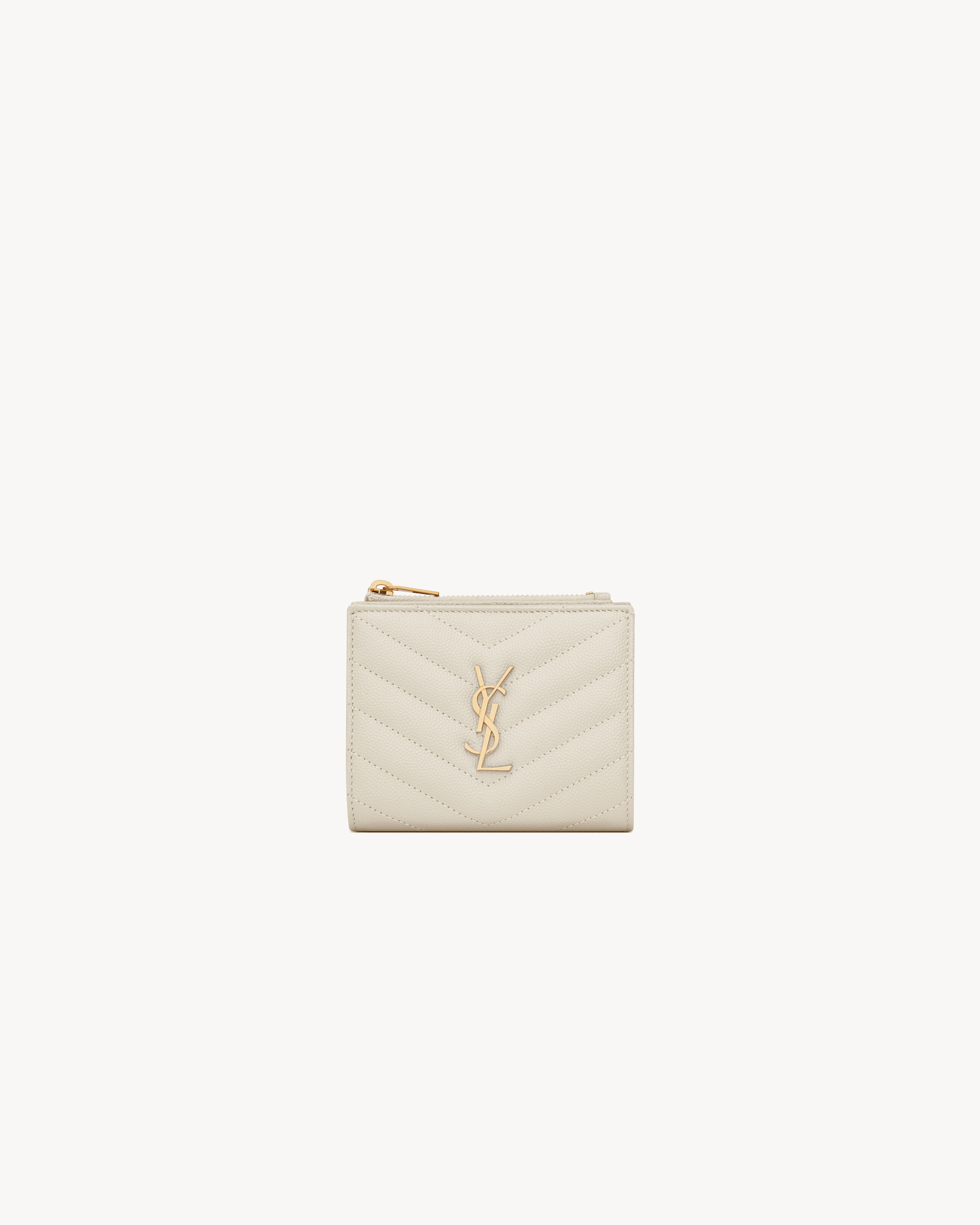 CASSANDRE MATELASSÉ bi-fold wallet in grain de poudre leather