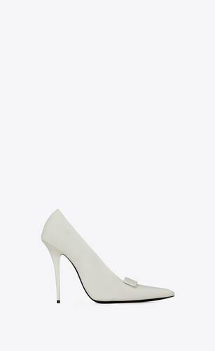 sue pumps in smooth leather