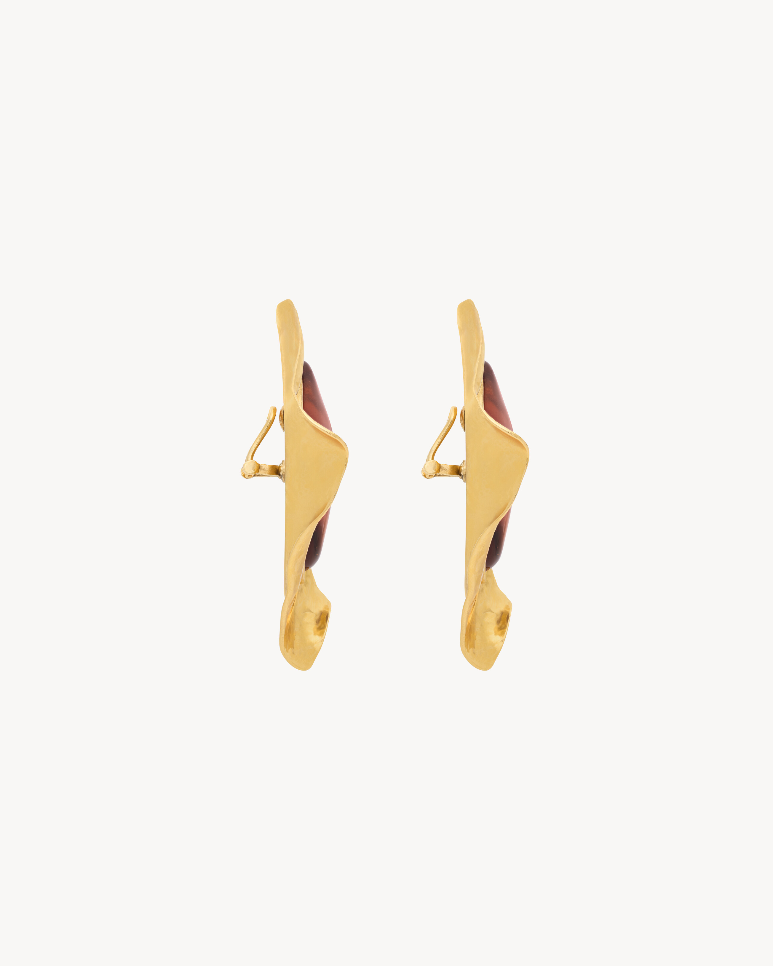 Pendientes de resina y metal con cabujón