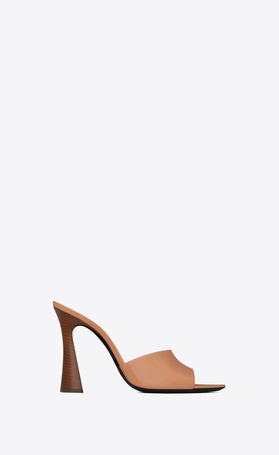 suite mules in shiny leather