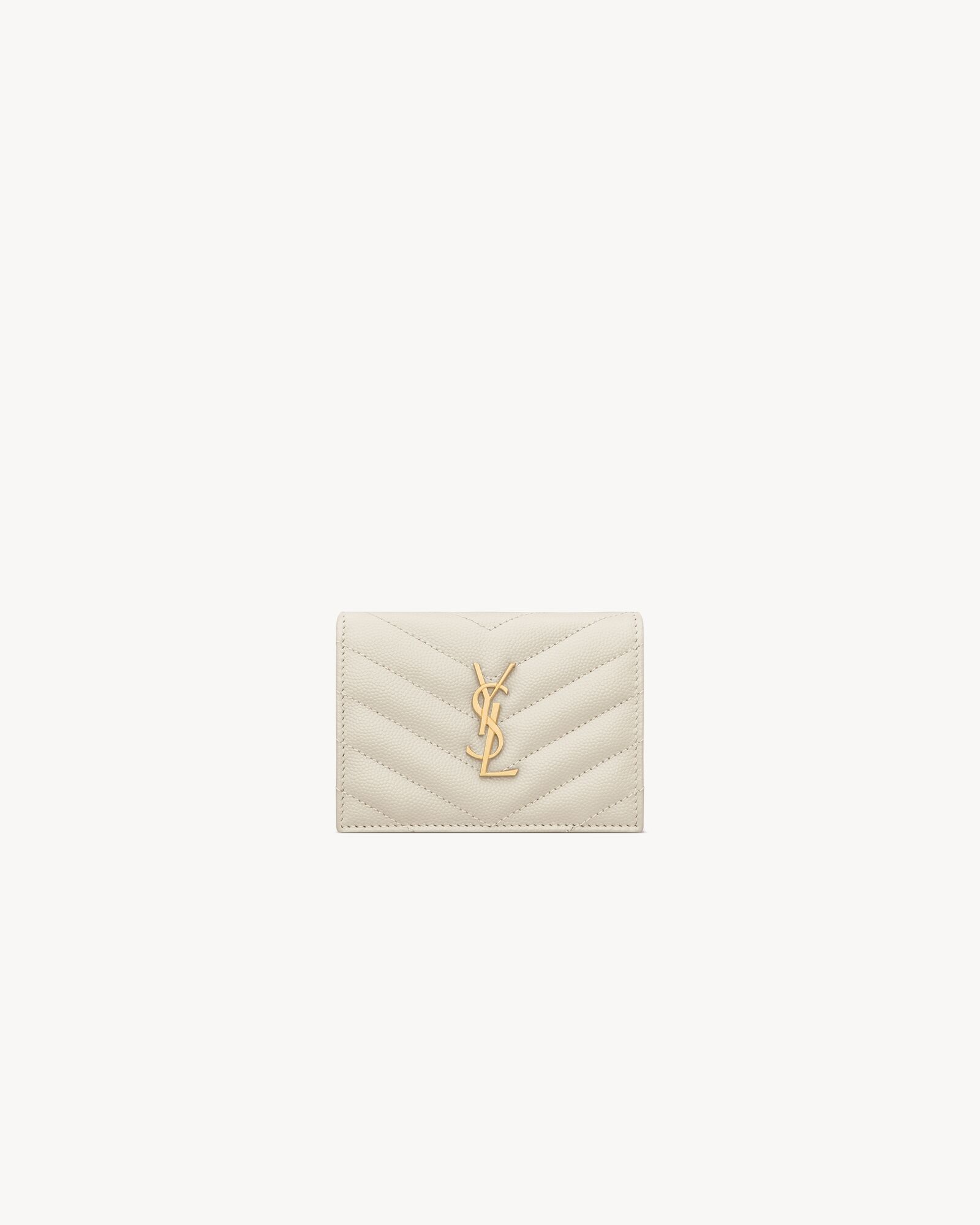 CASSANDRE MATELASSÉ FLAP CARD CASE IN GRAIN DE POUDRE LEATHER — 668290BOWA19207