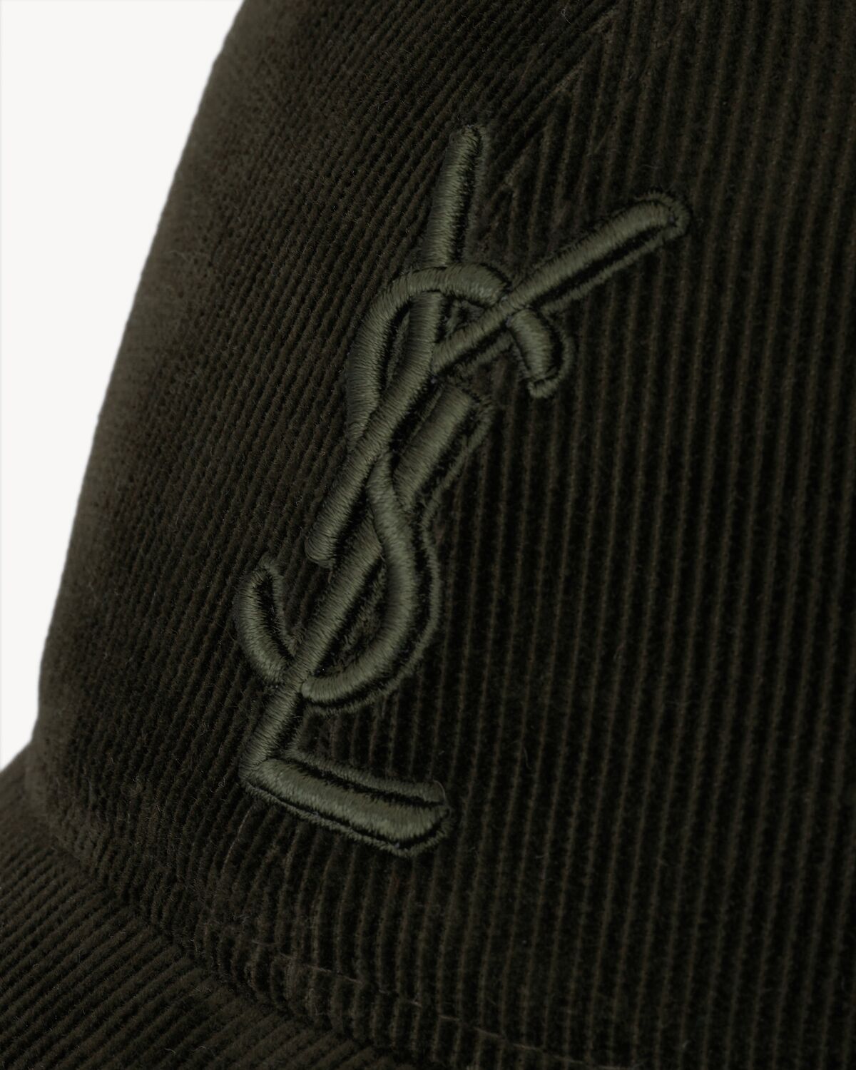 new era cassandre cap in corduroy