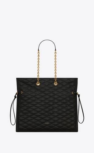 le pochon in quilted lambskin