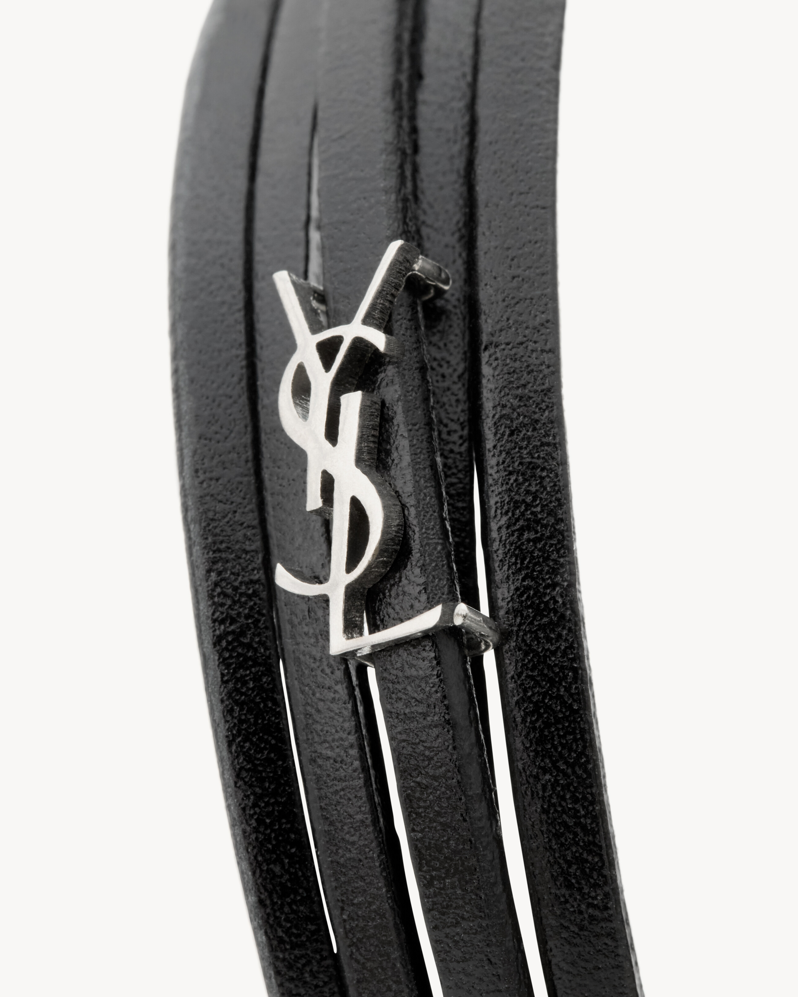CASSANDRE multi-strand bracelet in leather