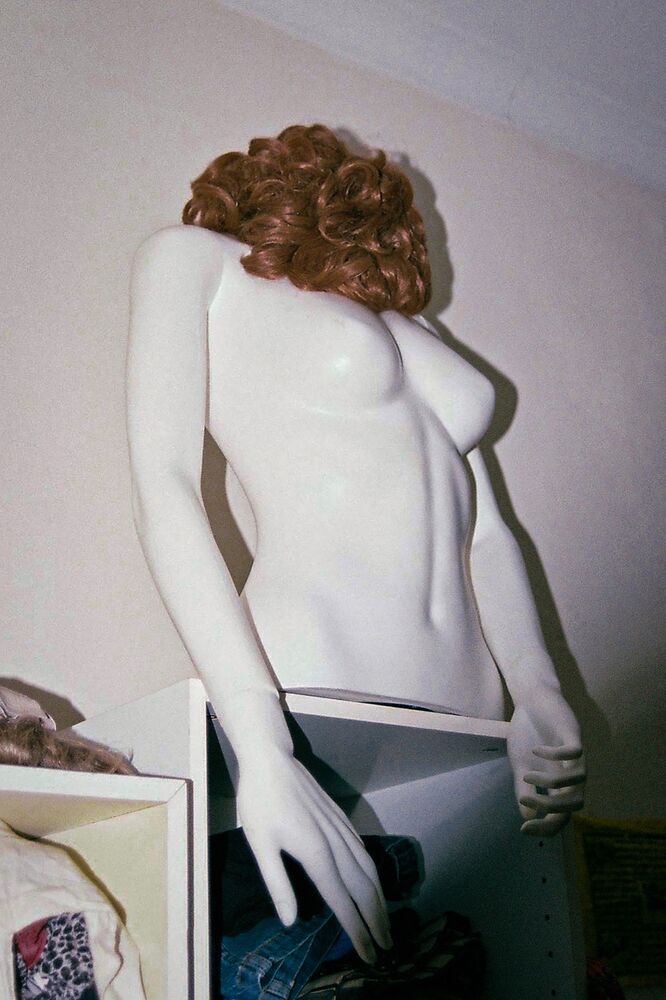 SL Editions > Fanzine > Lucie Cherqui > Slider > Visual 30 > image