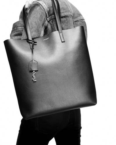 Leather Shopping Tote Bag in Black - Saint Laurent