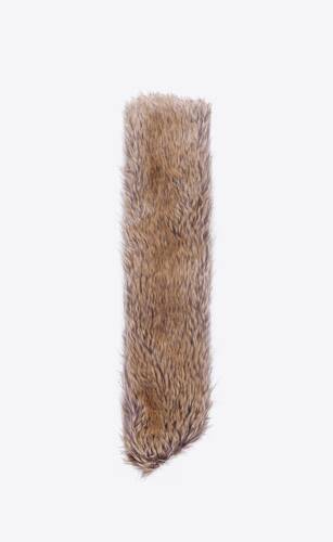 animal-free fur 소재의 크로스 스카프