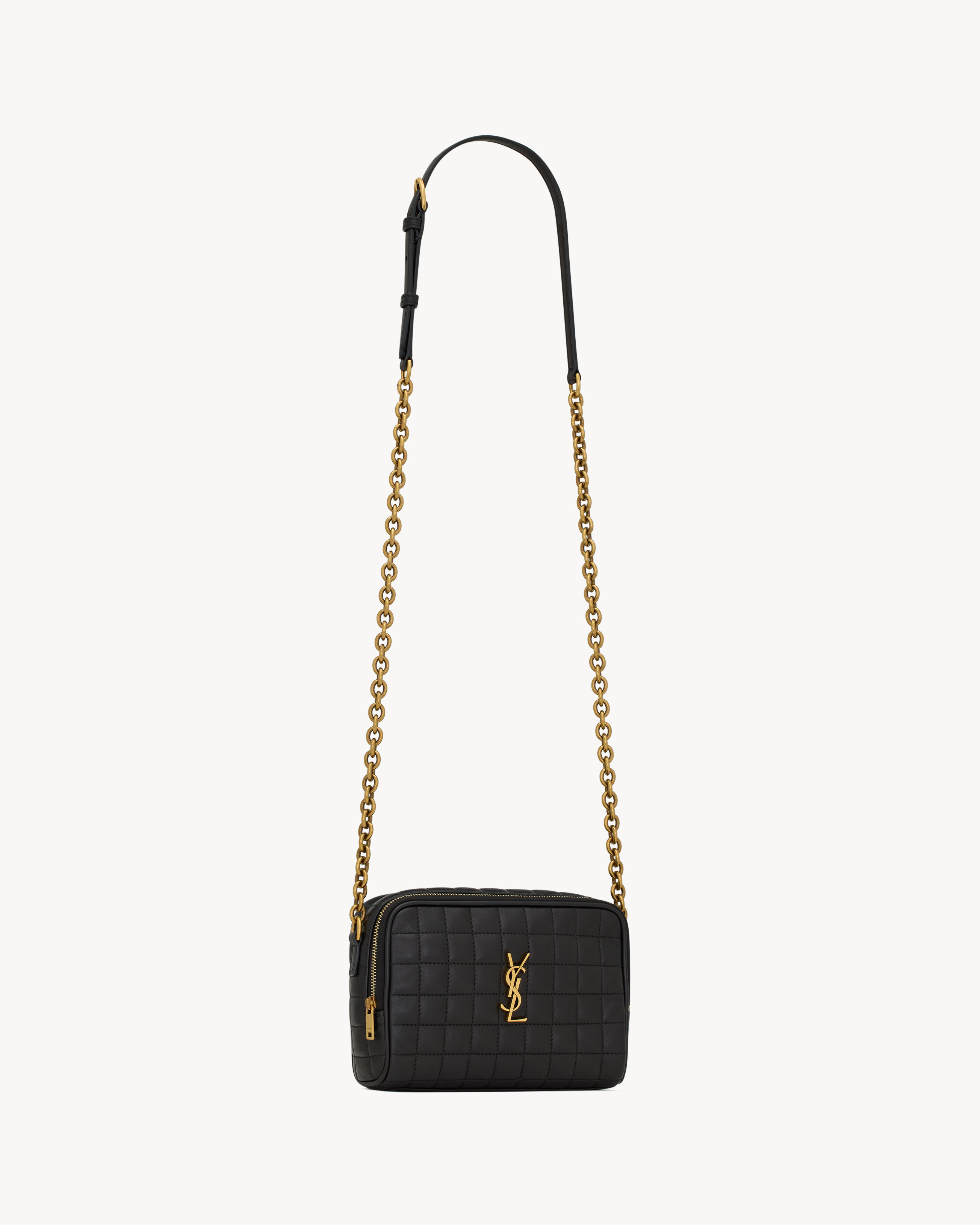 CASSANDRE MATELASSÉ CARRÉ camera bag in lambskin