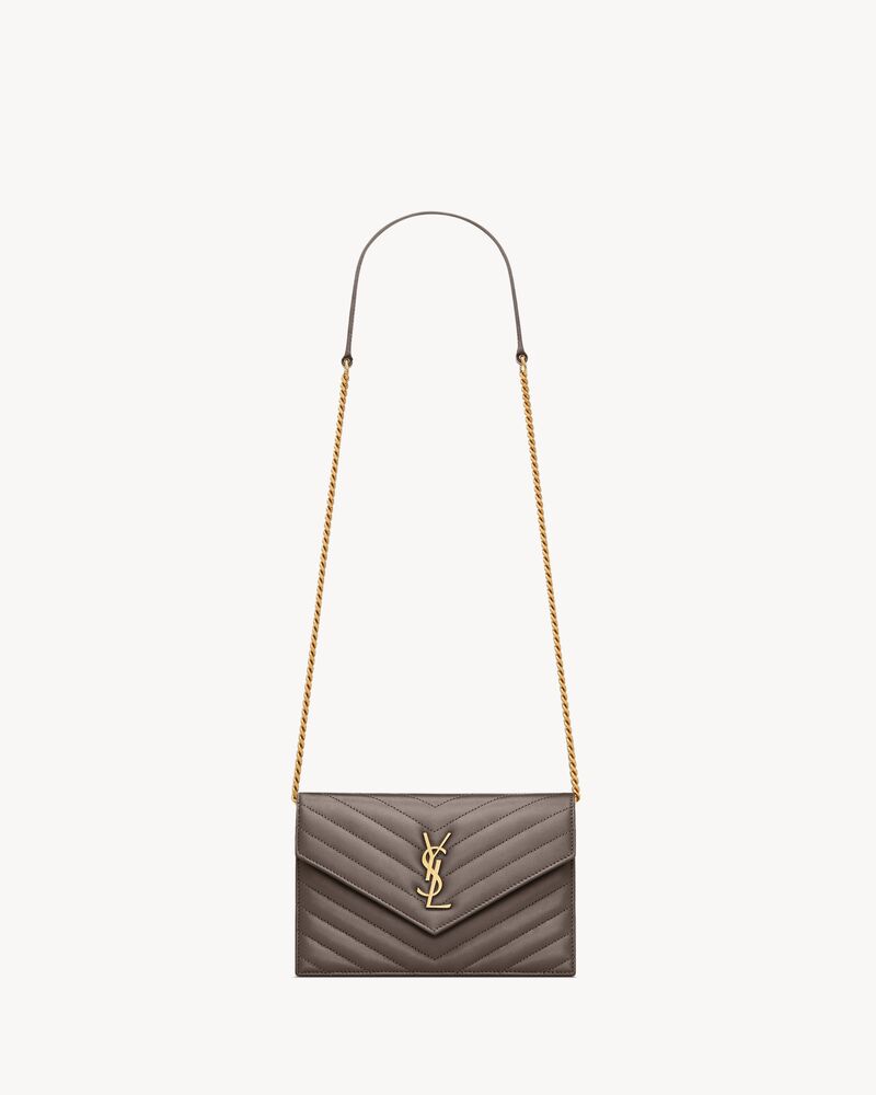 CASSANDRE envelope chain wallet in lambskin