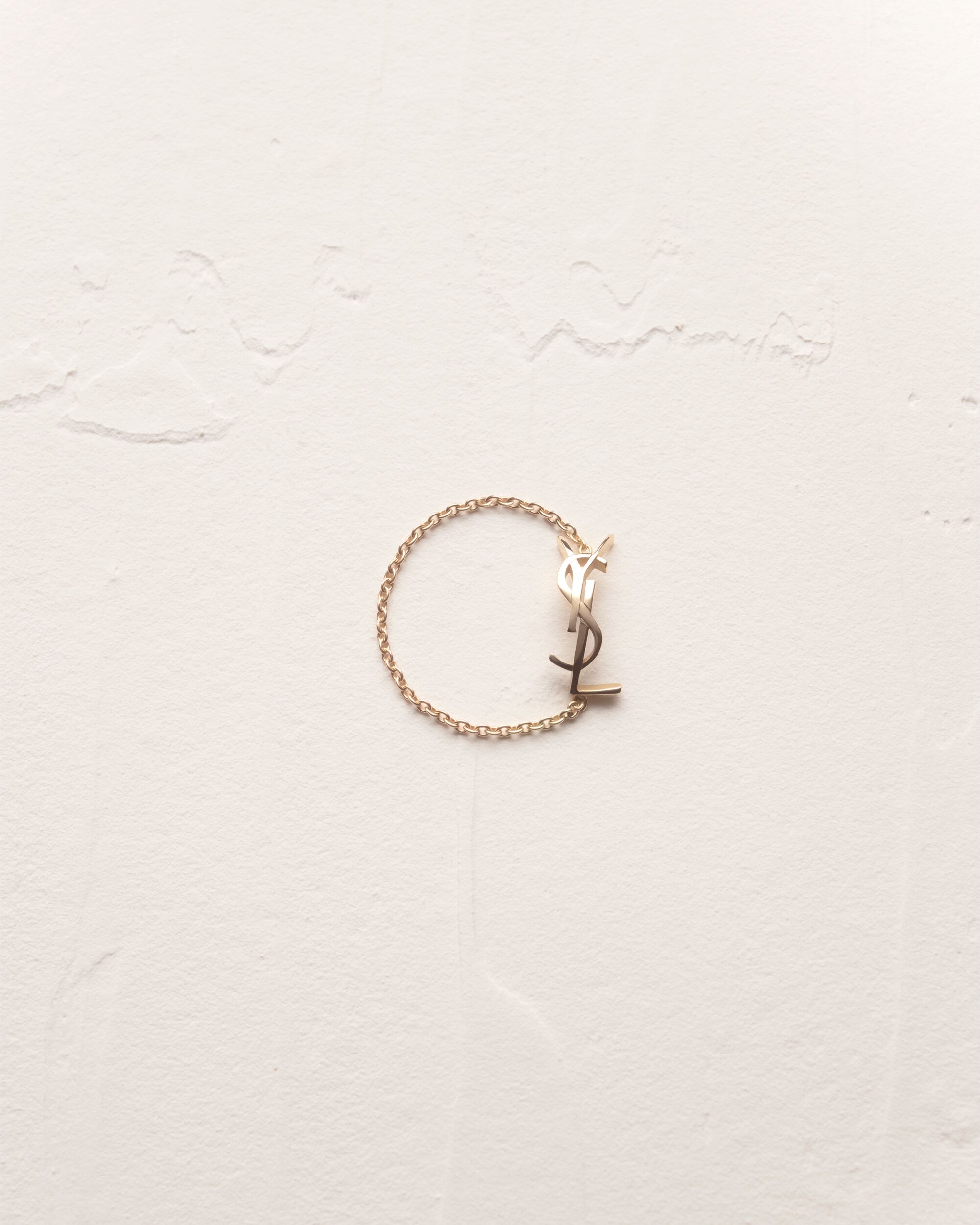 Anillo de cadena Cassandre de oro amarillo de 18 kt
