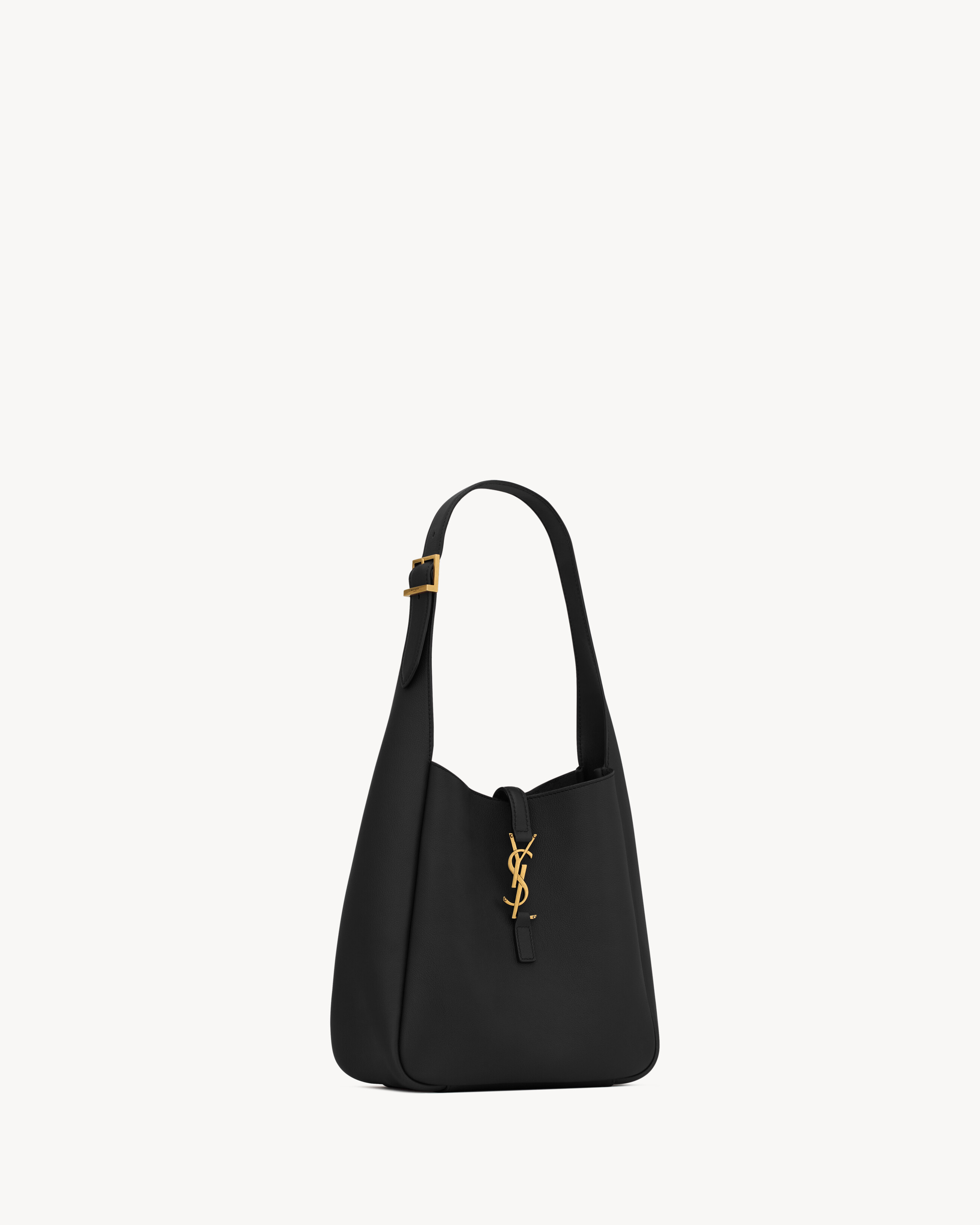 LE 5 À 7 supple small IN GRAINED LEATHER